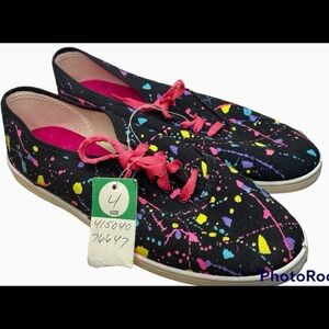 NEW Butterflies Youth Girls Sneakers 4 Paint Splatter Design Black Pink Laces